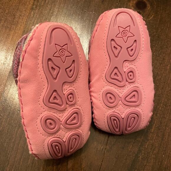 ⭐️ Pink Heart Baby Girly Shiny Velcro Strap‎ Casual Colorful Shoes Sz 3-6 Months - Picture 6 of 9